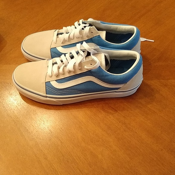 france vans